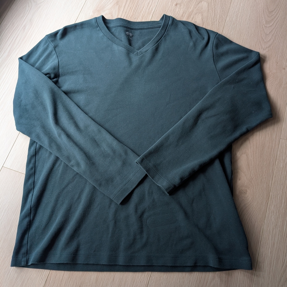 Men's Dark Green V-Neck Shirt